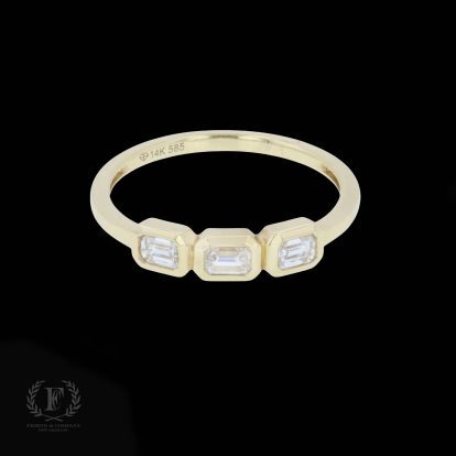 14K YELLOW GOLD EMERALD CUT DIAMOND RING