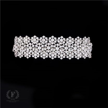 VINTAGE 18K WHITE GOLD DIAMOND FLORAL BRACELET