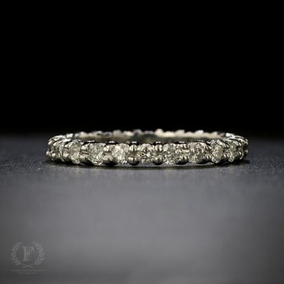 SHARED PRONG DIAMOND ETERNITY BAND